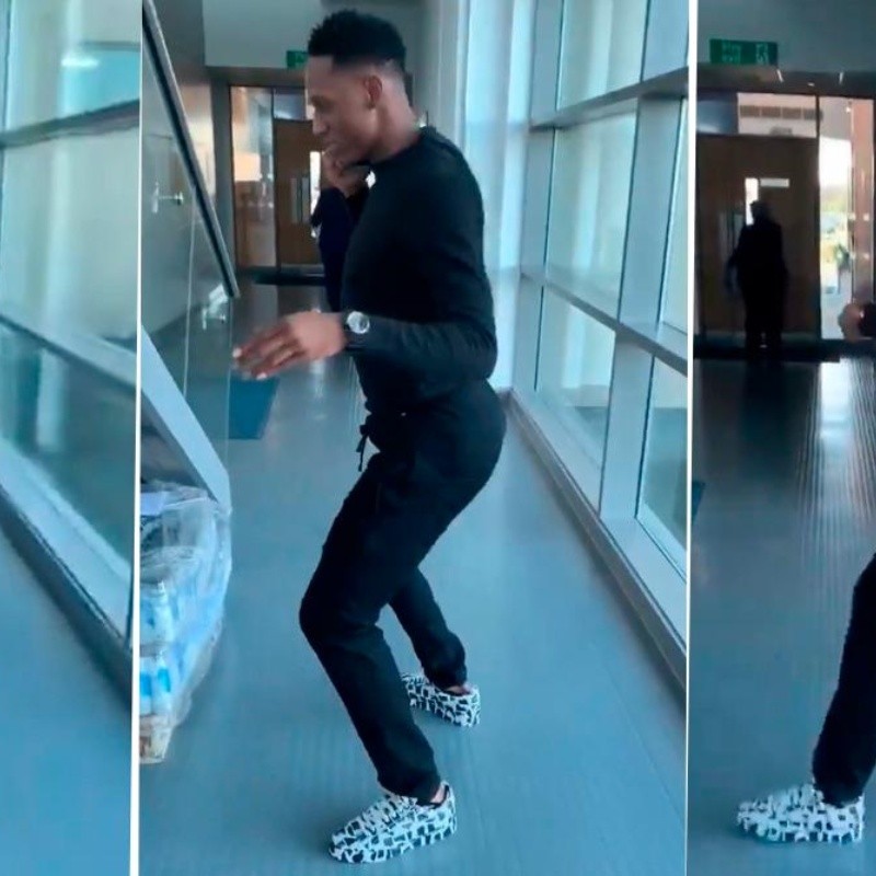 Nunca deja de bailar: a Yerry Mina se le burlaban de sus zapatos y él hizo lo suyo