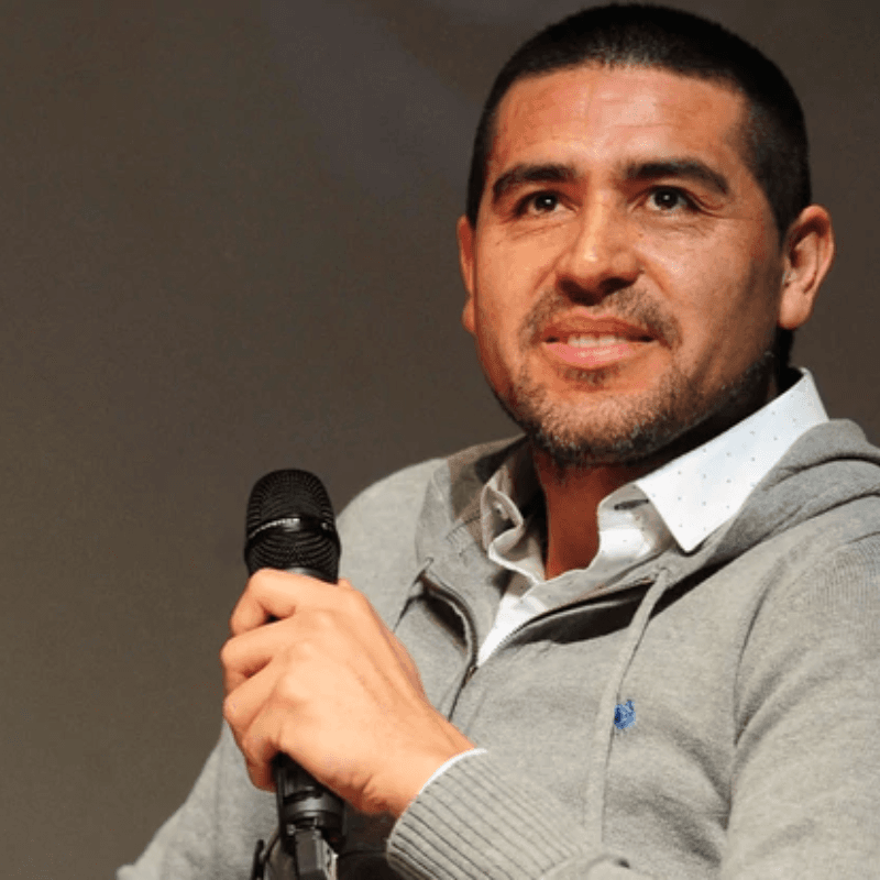 La nueva acción de Riquelme para estar cada vez más cerca del plantel de Boca