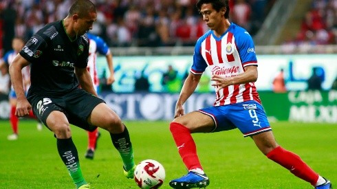 El jugador pudiera ser comprado por la Real Sociedad pero se mantendría en Chivas hasta finalizar el Clausura 2020