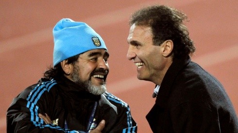Maradona saludó a Ruggeri por su cumpleaños y aprovechó para trollearlo con un video