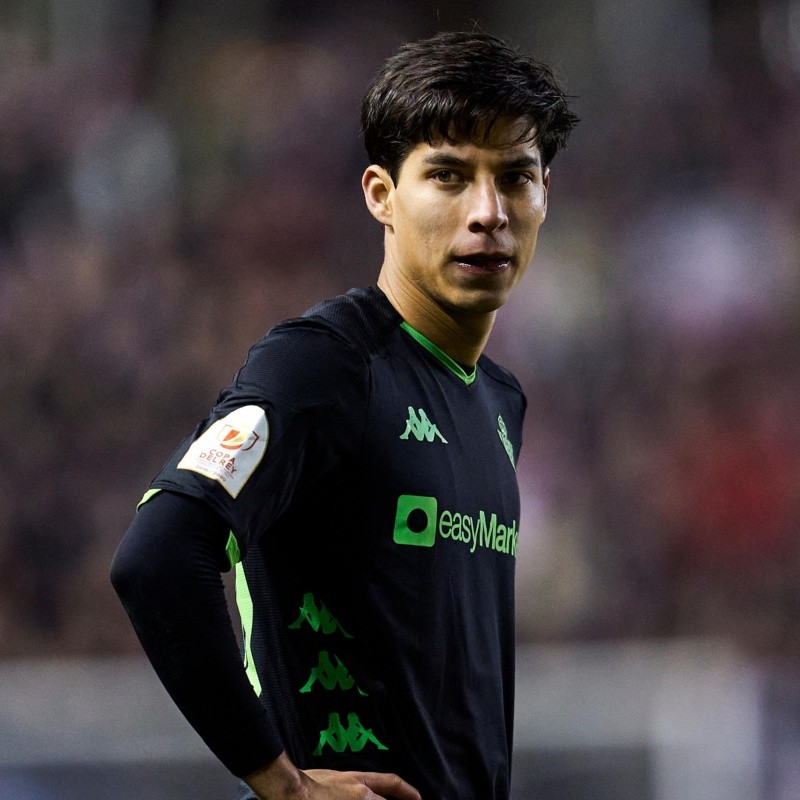 Al Betis le habría llegado una oferta por Diego Lainez desde Madrid