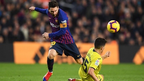 El día que Cáseres le robó un balón a Messi