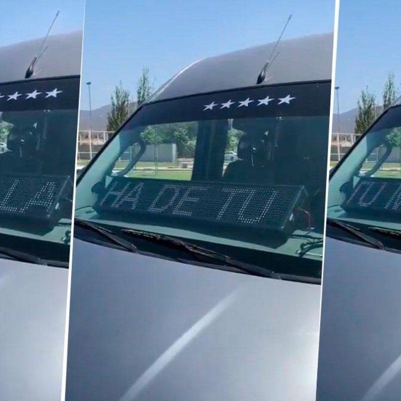 Video: este auto tiene el cartel luminoso que todo hincha de River soñó