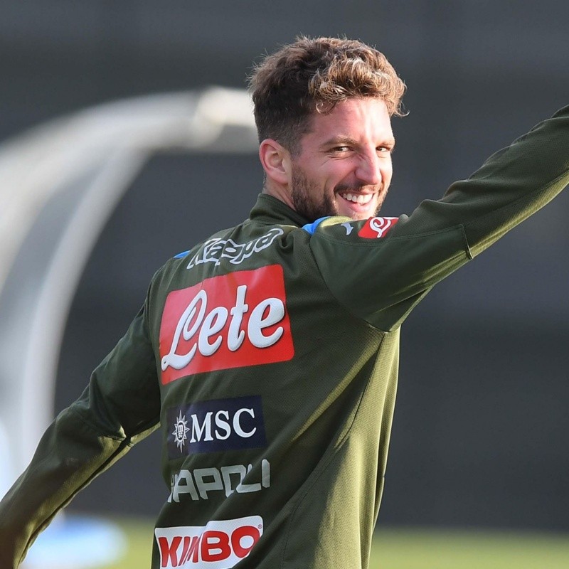 Mertens: menos de 48 horas para definir entre Napoli, Chelsea y Barcelona