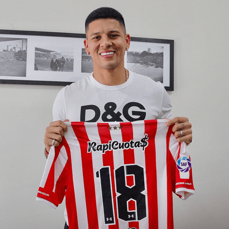 "¡Bienvenido a casa!", Marcos Rojo ya firmó su contrato con Estudiantes