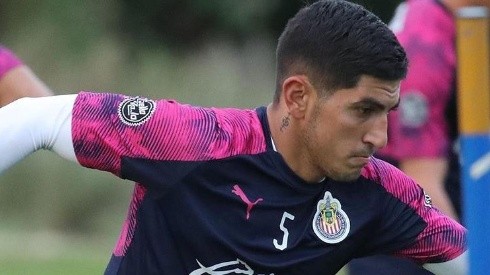 El refuerzo de Chivas que no jugó ni un minuto en la Liga