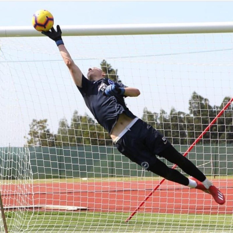 ¿Lo tenías? Barcelona sigue a un arquero que juega en una liga semi-amateur