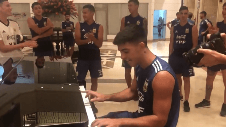 Pura fiesta: la Selección Argentina Sub 23 se puso a cantar en el hotel