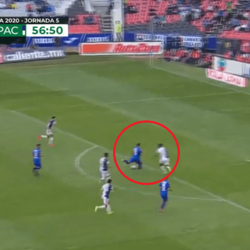 Golazo de Chaquito Giménez para que Cruz Azul le empate a Pachuca