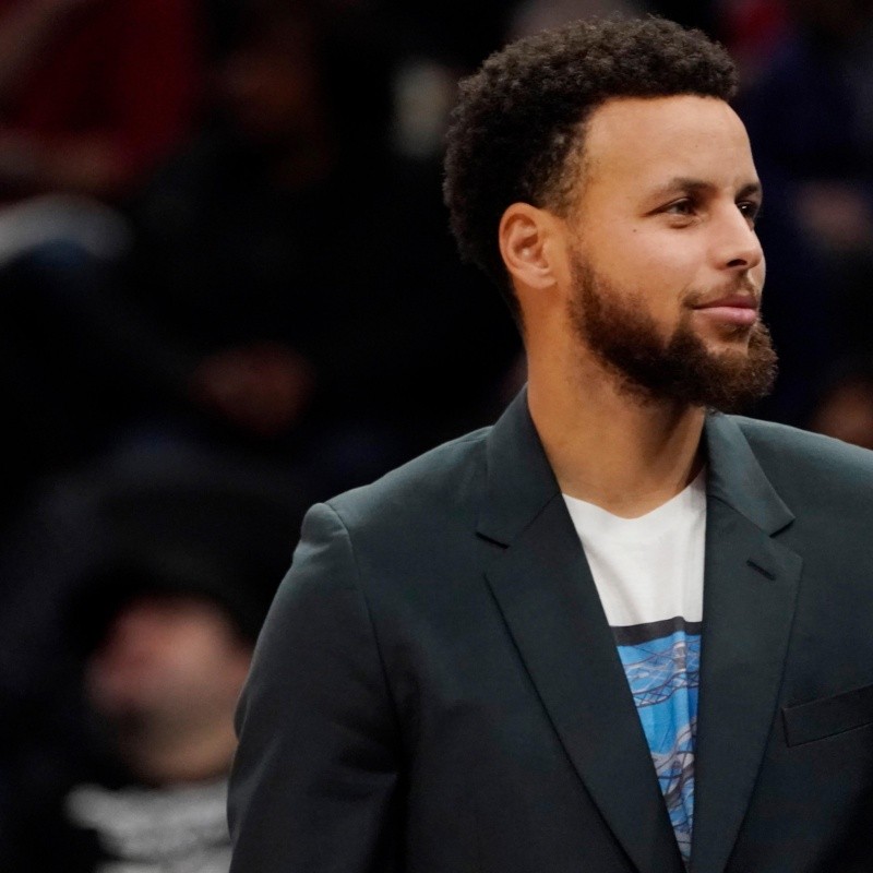 Stephen Curry reveló cuándo volverá a las canchas