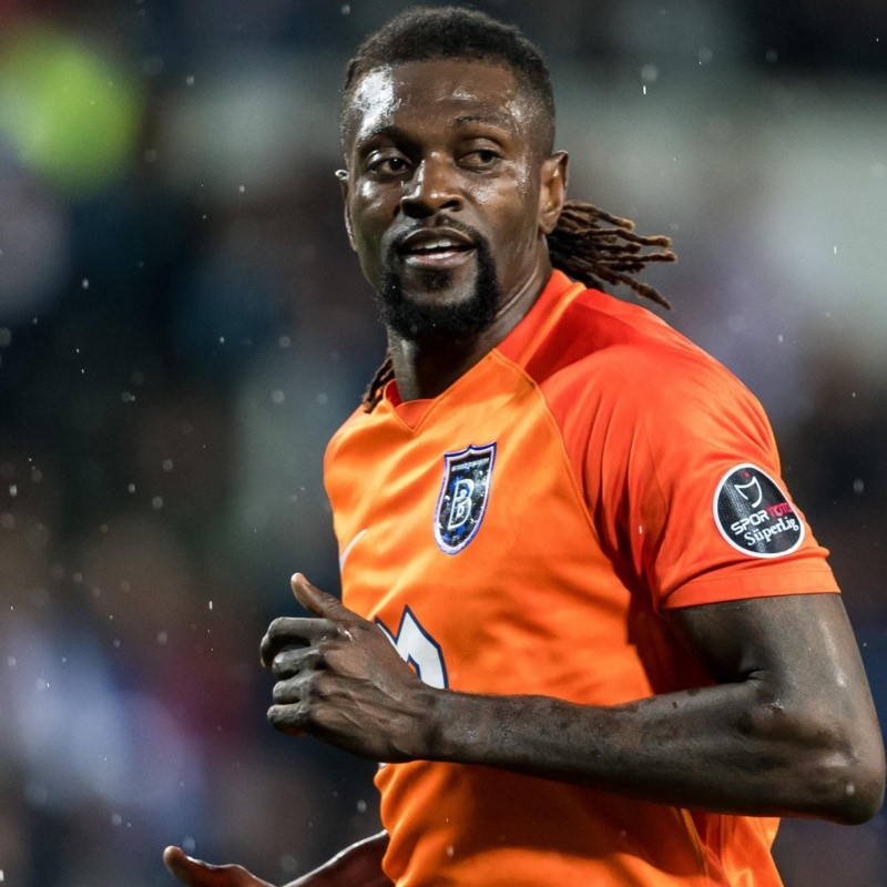 Adebayor fue ofrecido a la Liga MX pero nadie lo quiso