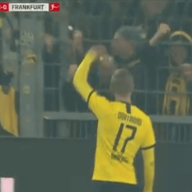 Bien de goleador: Haaland anotó el 3-0 para Dortmund contra Frankfurt