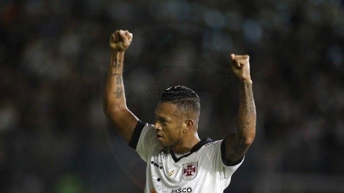 De contrato renovado: Guarín permanece no Vasco (Foto: Rafael Ribeiro/Vasco/Divulgação)