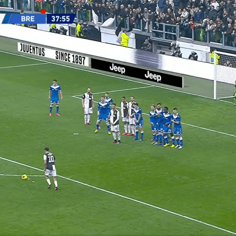 Inatajable: golazo de tiro libre de Dybala para la Juventus