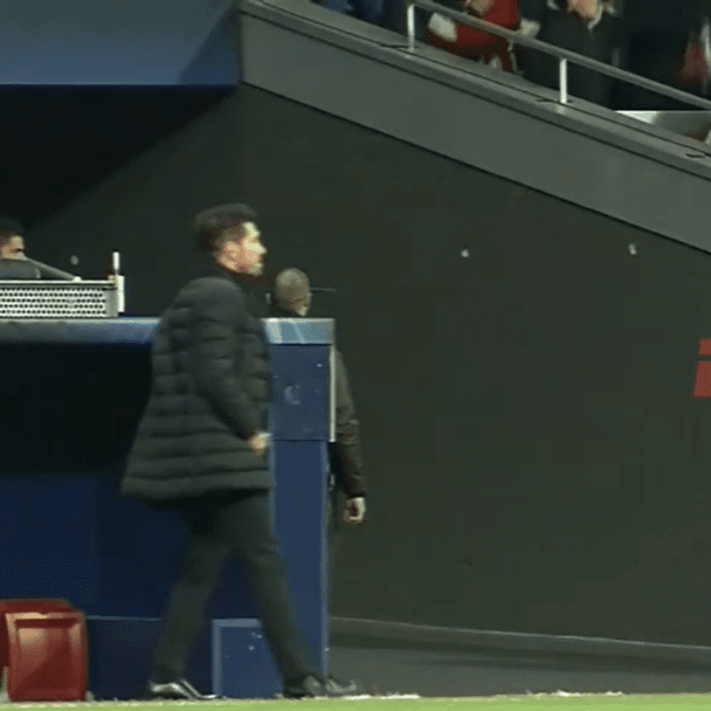 Video: la reacción de Simeone tras anotarle al Liverpool a los 4 minutos