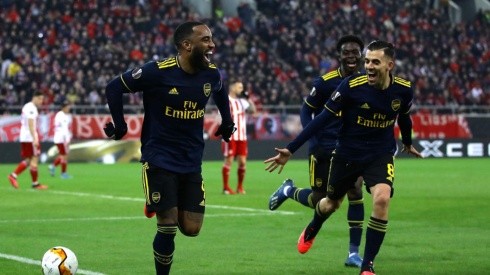 Nueve sin perder: Arsenal logró un triunfo de oro en su visita al Olympiacos