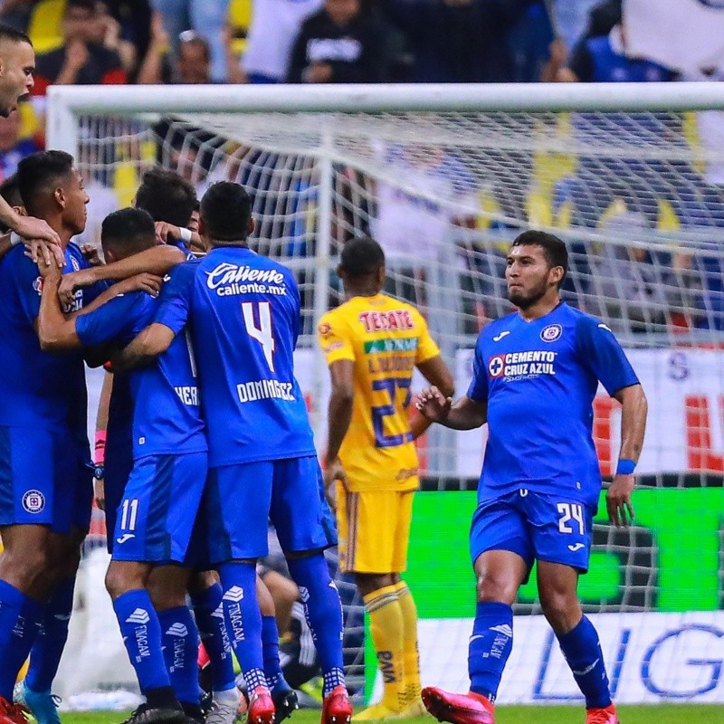 Cruz Azul venció a Tigres gracias a un tiro libre de Alexei Aldrete