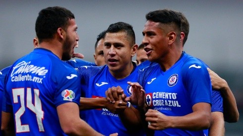 Cruz Azul vuelve a remontar y se queda con el triunfo ante Tigres UANL