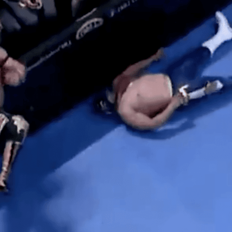 VIDEO: Luchador del CMLL queda inconsciente tras sufrir terrible golpe en la cabeza