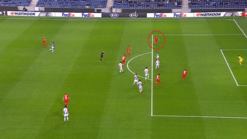 Al límite: Alario esquivó el offside de milagro y puso el primero para Bayer Leverkusen