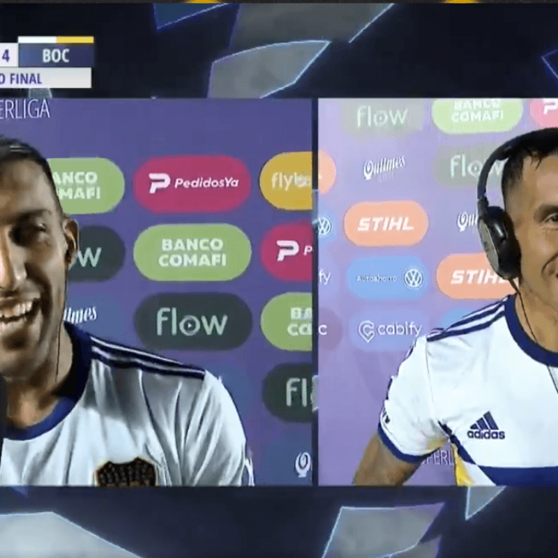 El divertido cruce de Tevez con Wanchope: "Lo tengo a poner a dieta yo"