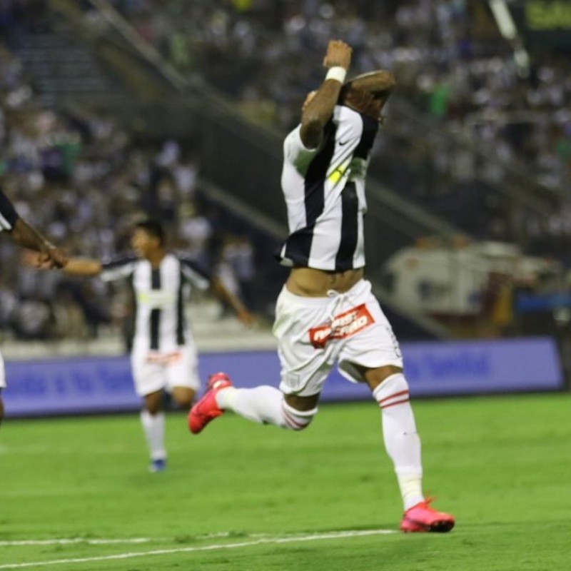 ¡Con el gol del año! Alianza Lima ganó 1-0 gracias a chalaca de Arroé