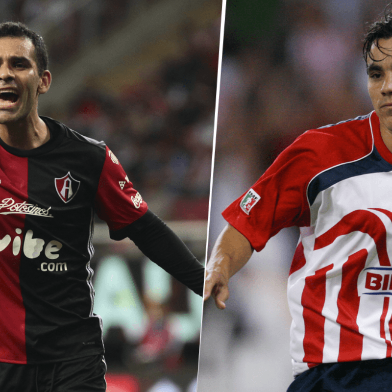 Las fotos de Rafa Márquez con la camiseta de Chivas y Omar Bravo con la de Atlas