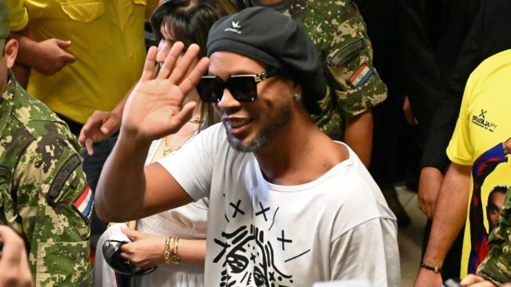 Fin de la novela: Ronaldinho fue liberado sin cargos en Paraguay