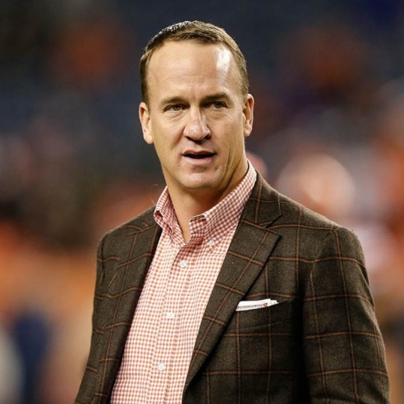 Peyton Manning vuelve a la NFL con contrato récord