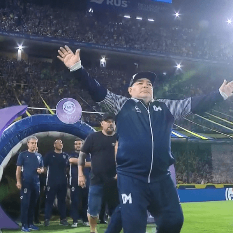 Piel distinta: el grito de guerra del hincha de Boca ni bien lo vio a Maradona