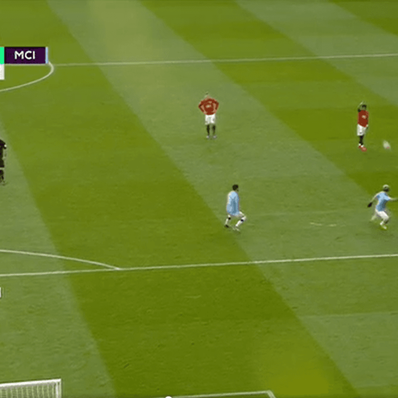 Fernandes durmió al City, Martial le pegó de primera y gana el United