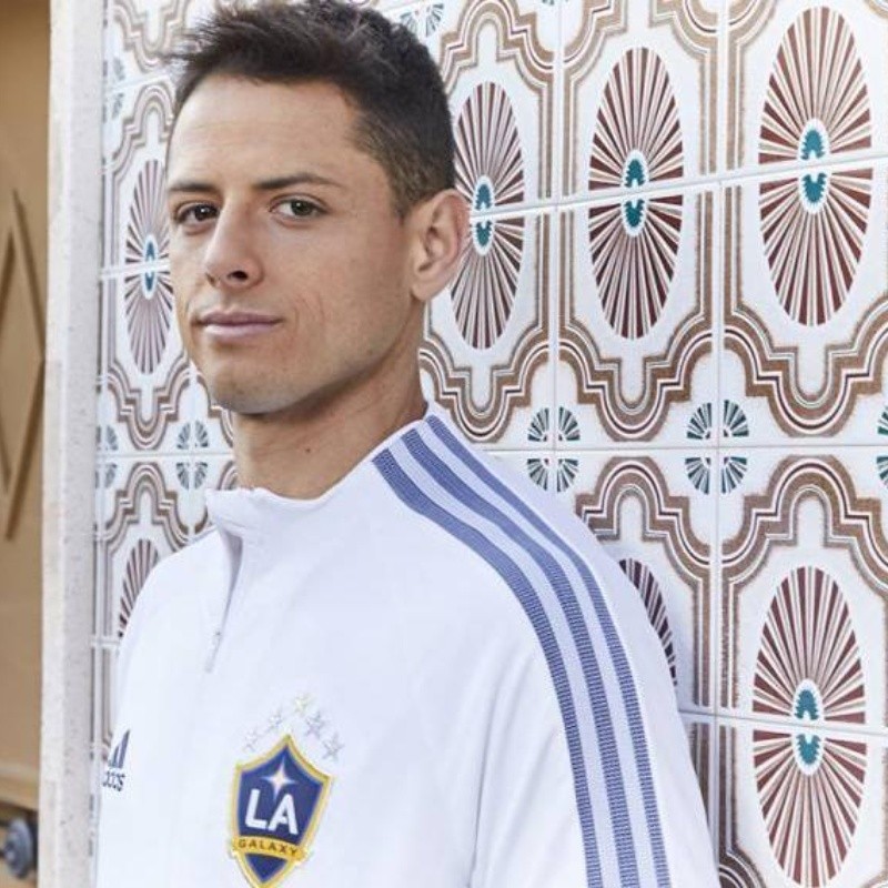 Chicharito es duramente criticado por dejar plantada a la prensa tras derrota de LA Galaxy