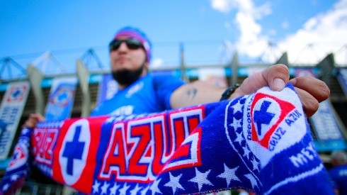 Por ahora y solo por ahora: LAFC vs Cruz Azul se juega y con público