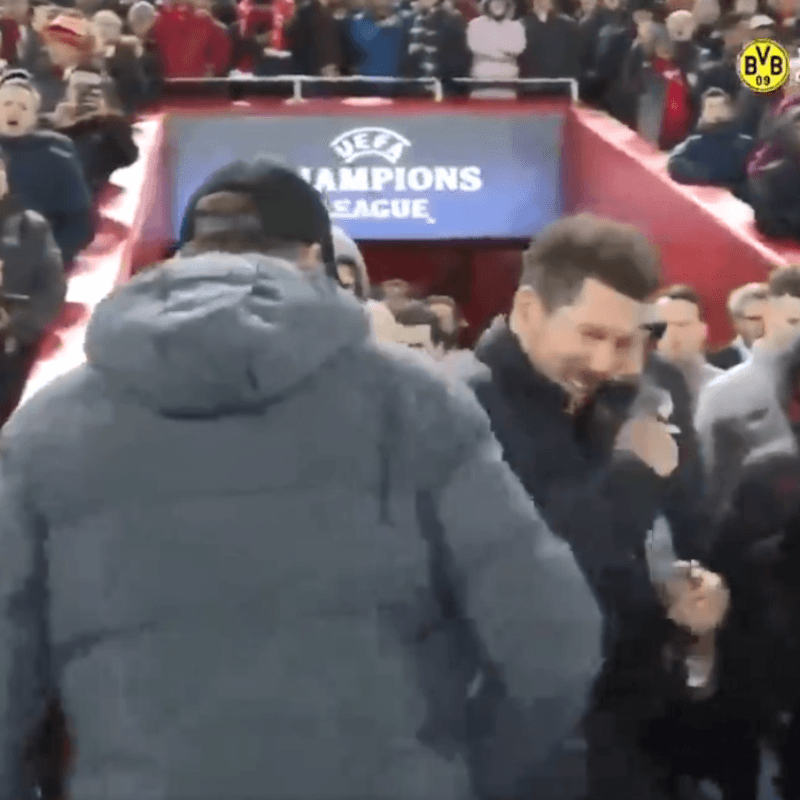 Los amamos: el épico saludo de Klopp y Simeone antes de Liverpool-Atlético