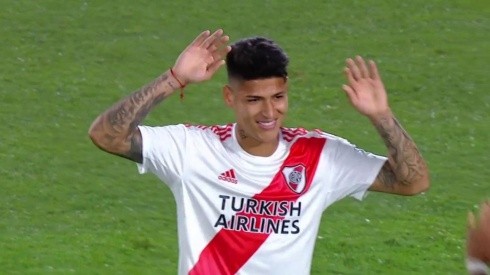 Así festejó Jorge Carrascal su primer gol con River en 2020 jugando en Libertadores.