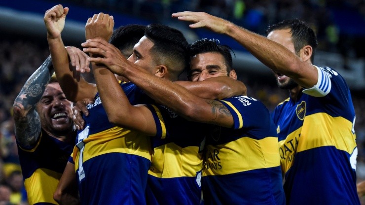 Foto de los jugadores de Boca festejando.