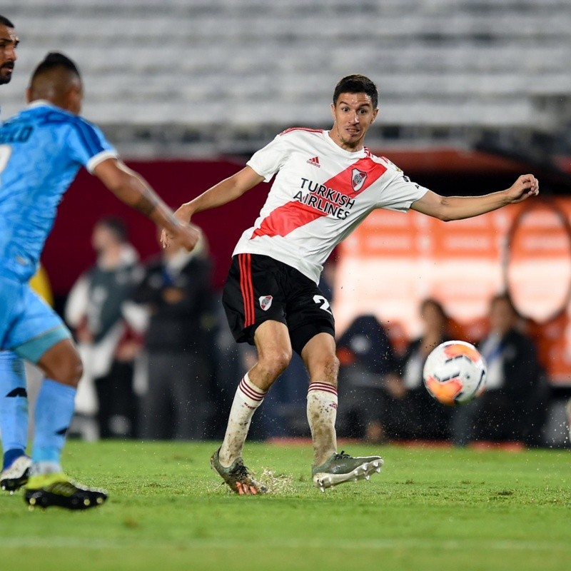 Acusan a jugador de Binacional de ir para atrás contra River