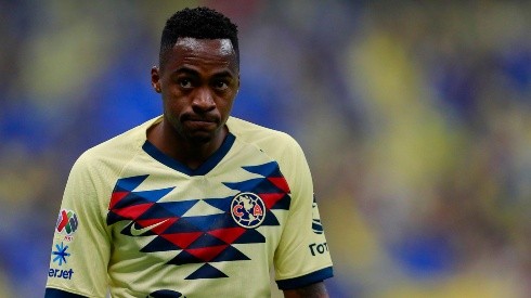 América le comunicó a Ibarra que buscarán venderlo