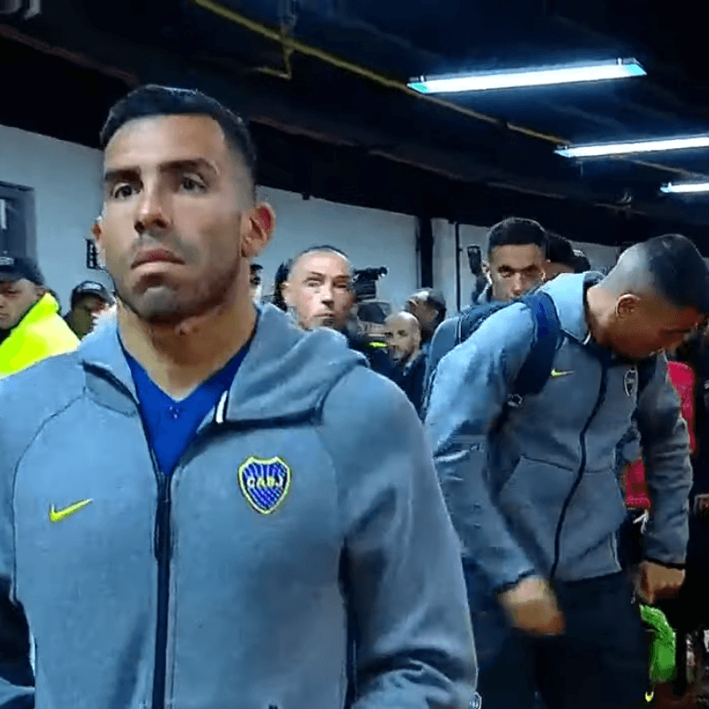 Alfaro sobre la cara de Tevez: "Él sabía que iba a ser suplente"