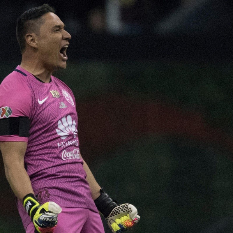 Moisés Muñoz recreó el histórico gol a Cruz Azul en los 10 Toques Challenge