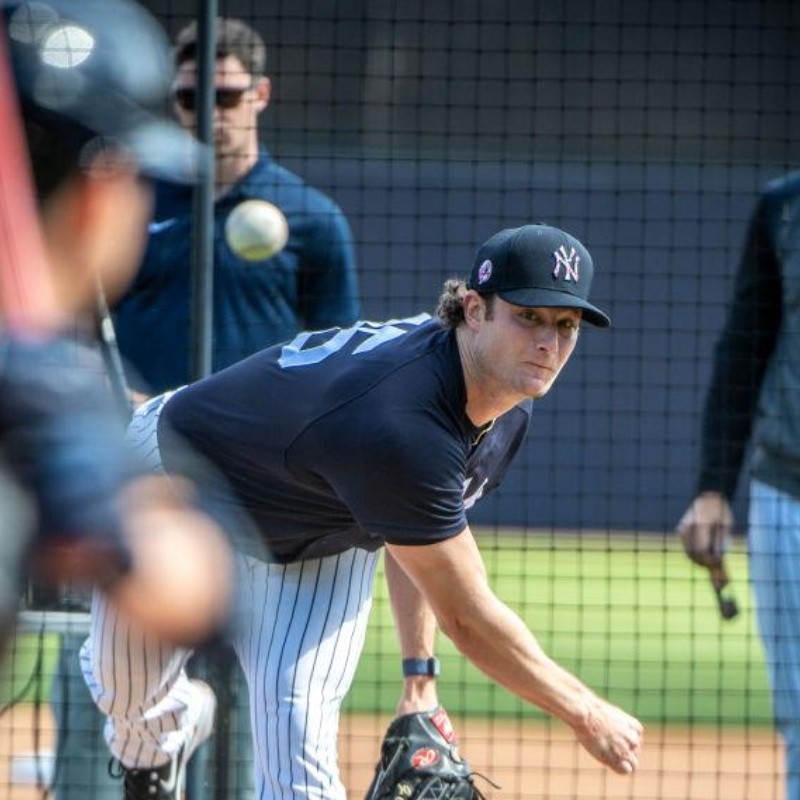 Yankees no paran entrenar, pero establecen limitaciones por el Coronavirus