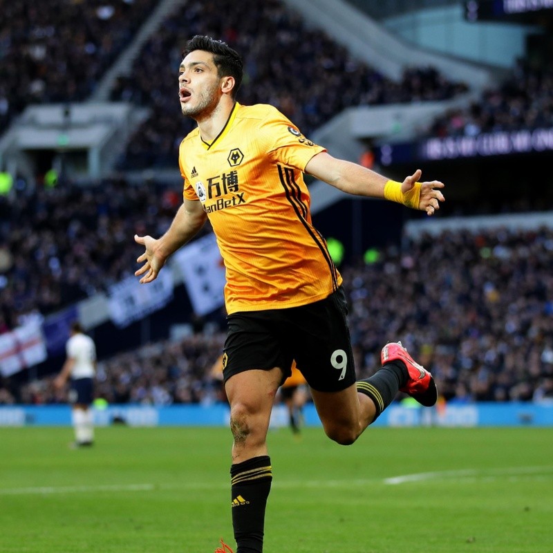 Wolverhampton publicó un video con 23 goles de Raúl Jiménez en la Premier League