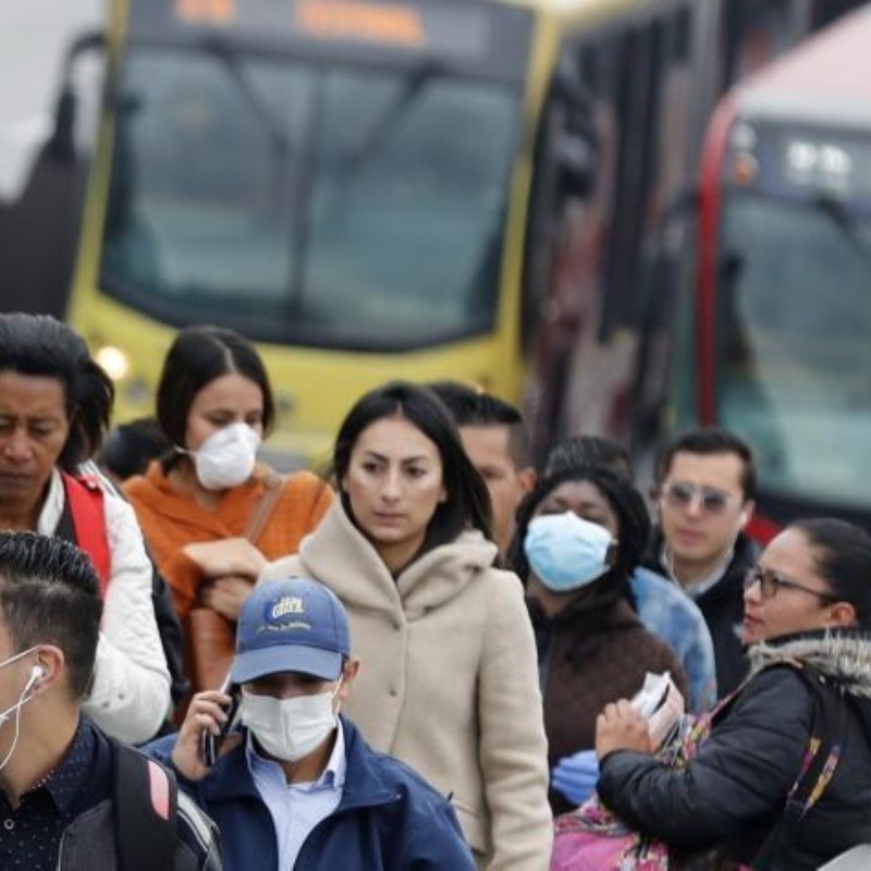 En plena cuarentena el Transmilenio estuvo desbordado con muchos pasajeros