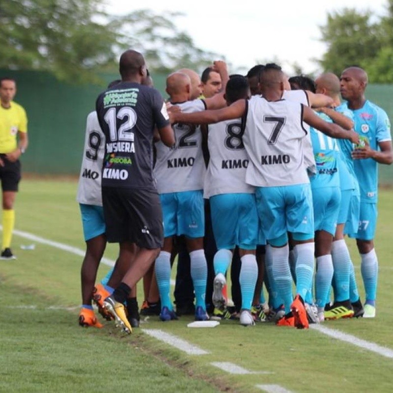 Jaguares suspendió todos los contratos de su plantel de futbolistas