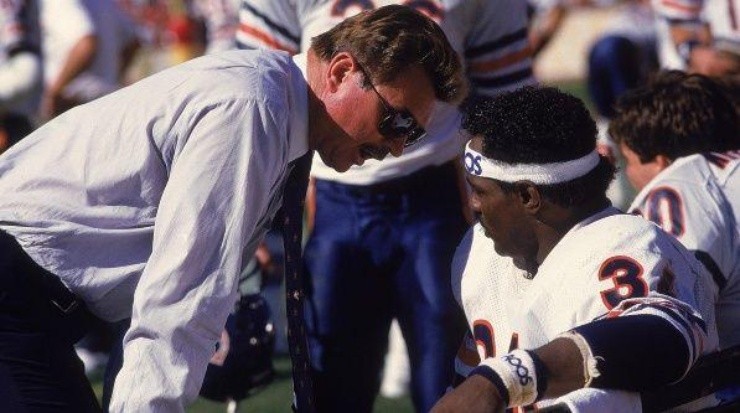 Mike Ditka and Walter Payton (Getty)