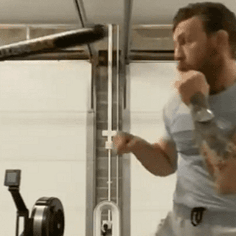 Video: Conor McGregor y su impresionante entrenamiento en cuarentena