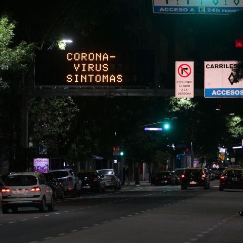 Cacerolazo: reclamaron que los políticos argentinos se bajen los sueldos