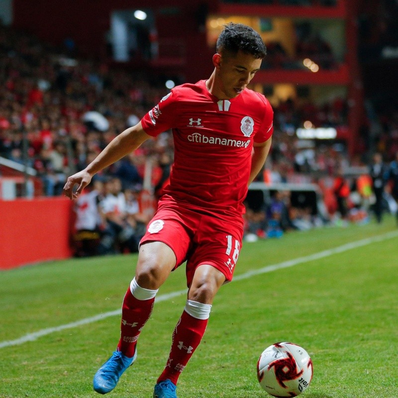 Toluca buscará alargar el préstamo de Leo Fernández