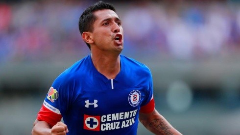 Cruz Azul comparte golazo de Hernández en desafío de redes sociales.