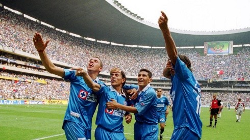 Todas las artimañas que Cruz Azul sorteó para hacer historia en la Libertadores 2001